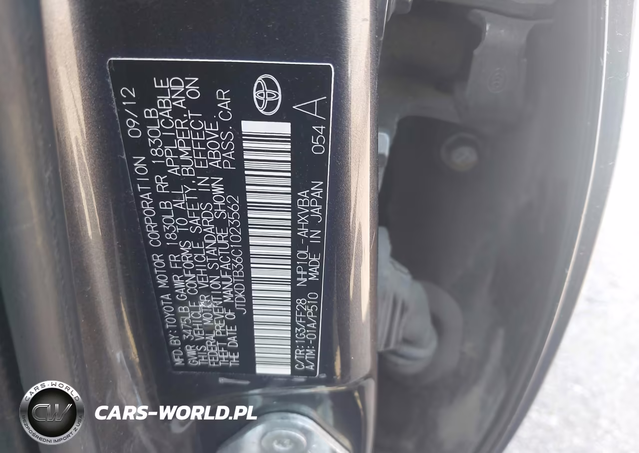 2012 Toyota Prius C Two VIN:JTDKDTB36C1023562 - 9