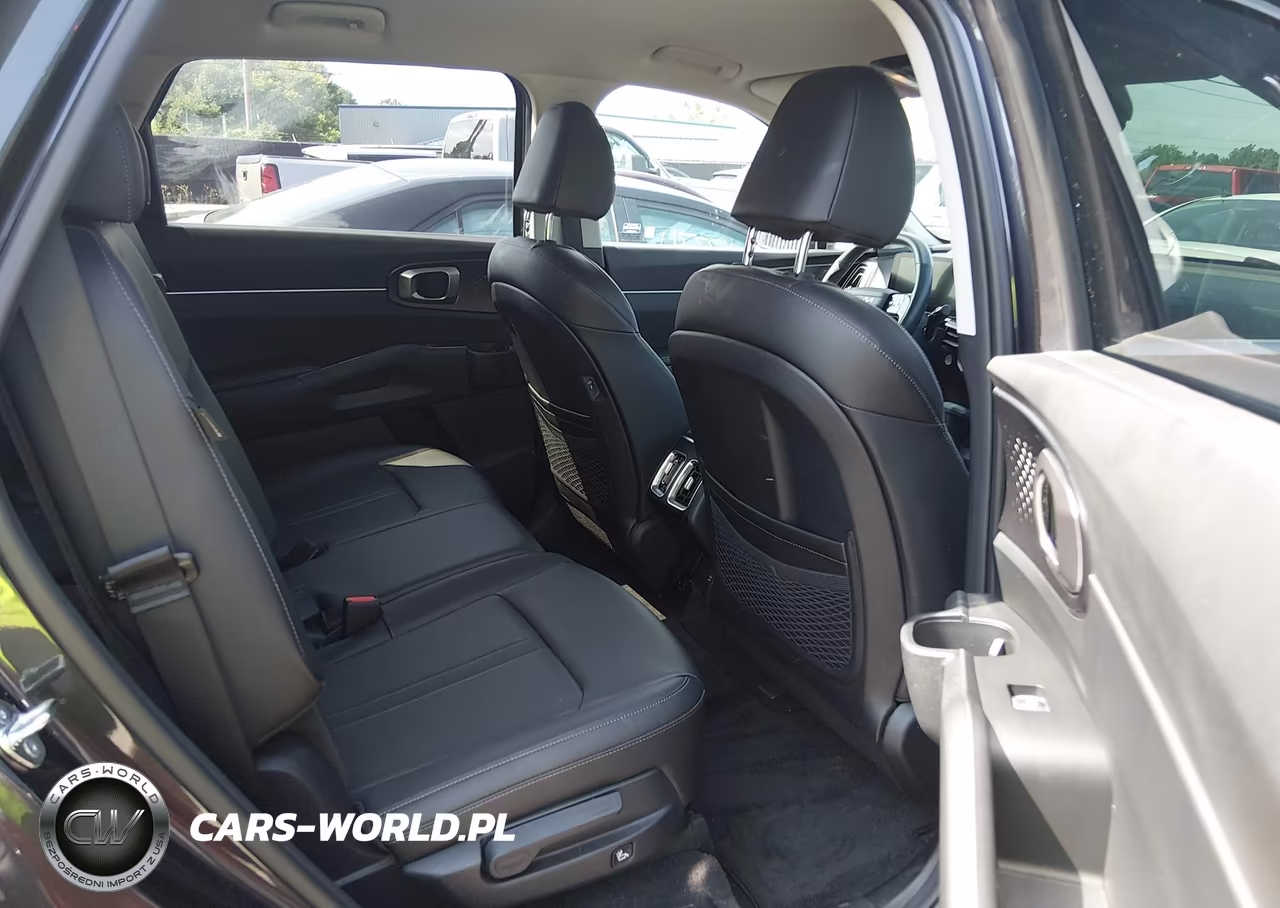 2026 Kia Sorento S VIN:5XYRLDJC3TG418095 - 8
