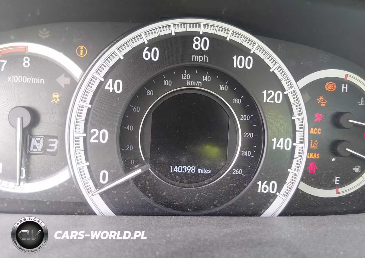 2016 Honda Accord Touring VIN:1HGCR3F90GA030275 - 15