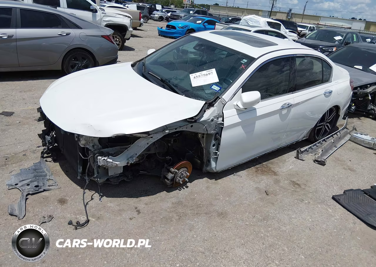 2016 Honda Accord Touring VIN:1HGCR3F90GA030275 - 2