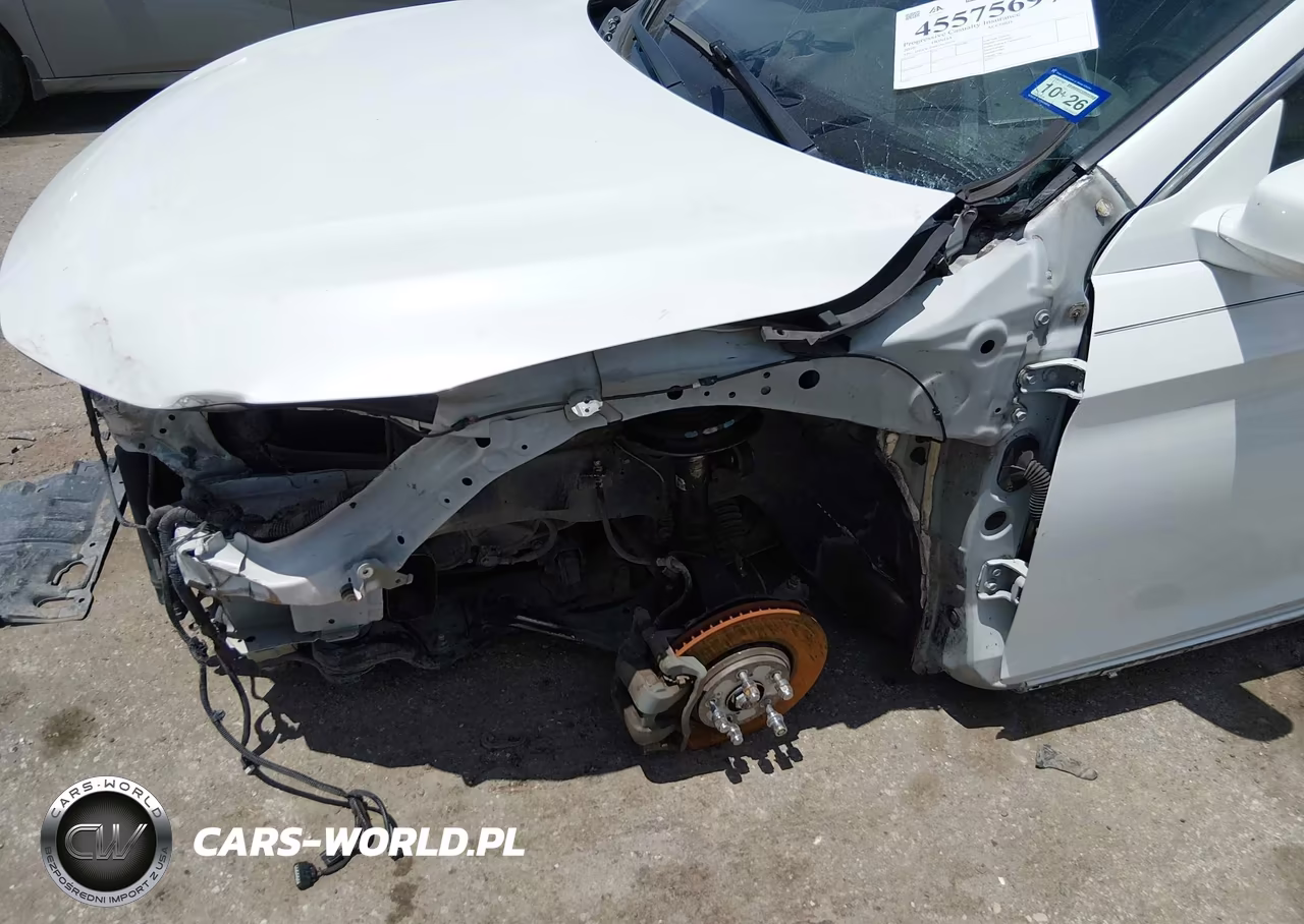 2016 Honda Accord Touring VIN:1HGCR3F90GA030275 - 6