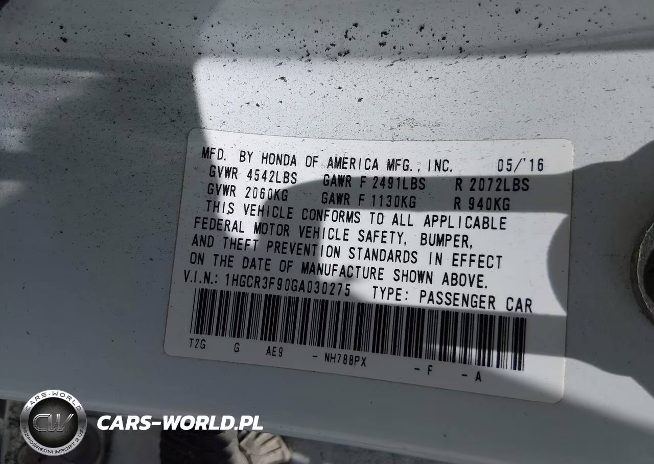 2016 Honda Accord Touring VIN:1HGCR3F90GA030275 - 9