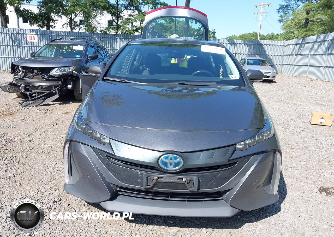 2022 Toyota Prius Prime Le VIN:JTDKAMFP9N3215237 - 12