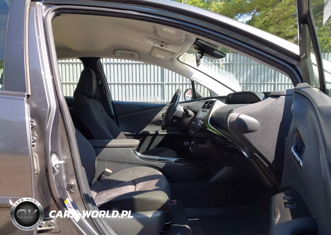2022 Toyota Prius Prime Le VIN:JTDKAMFP9N3215237 - 5