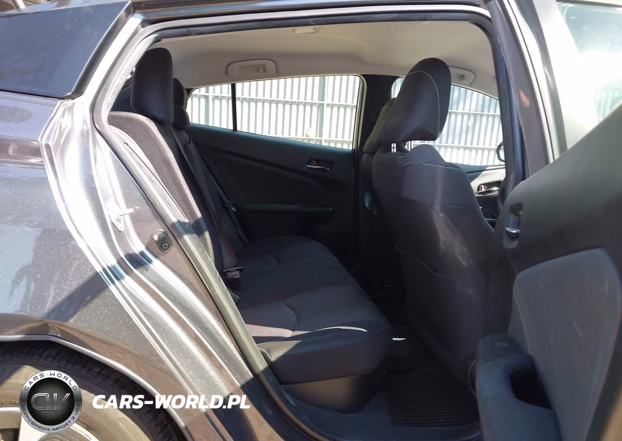 2022 Toyota Prius Prime Le VIN:JTDKAMFP9N3215237 - 8
