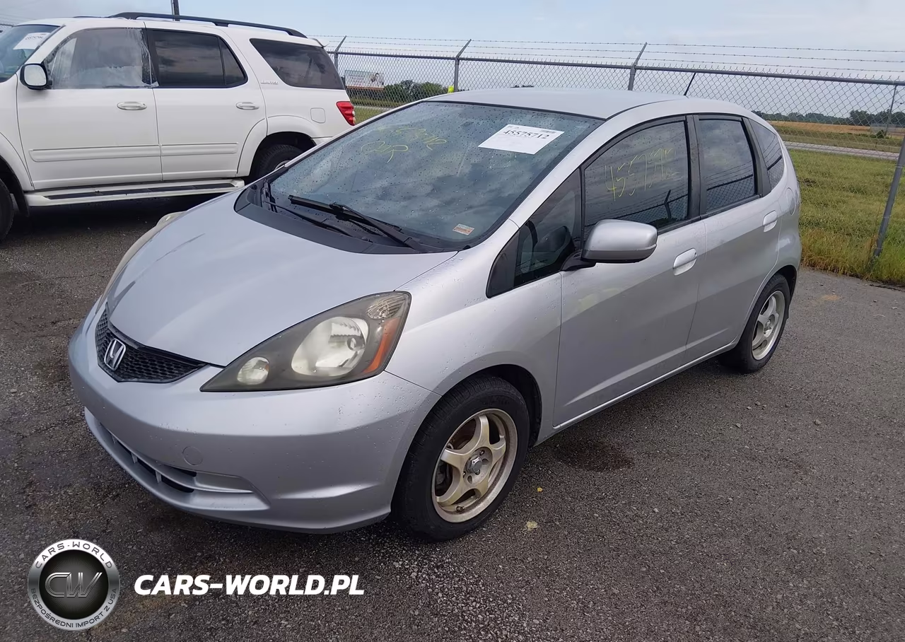 2013 Honda Fit VIN:JHMGE8G31DC017147 - 2