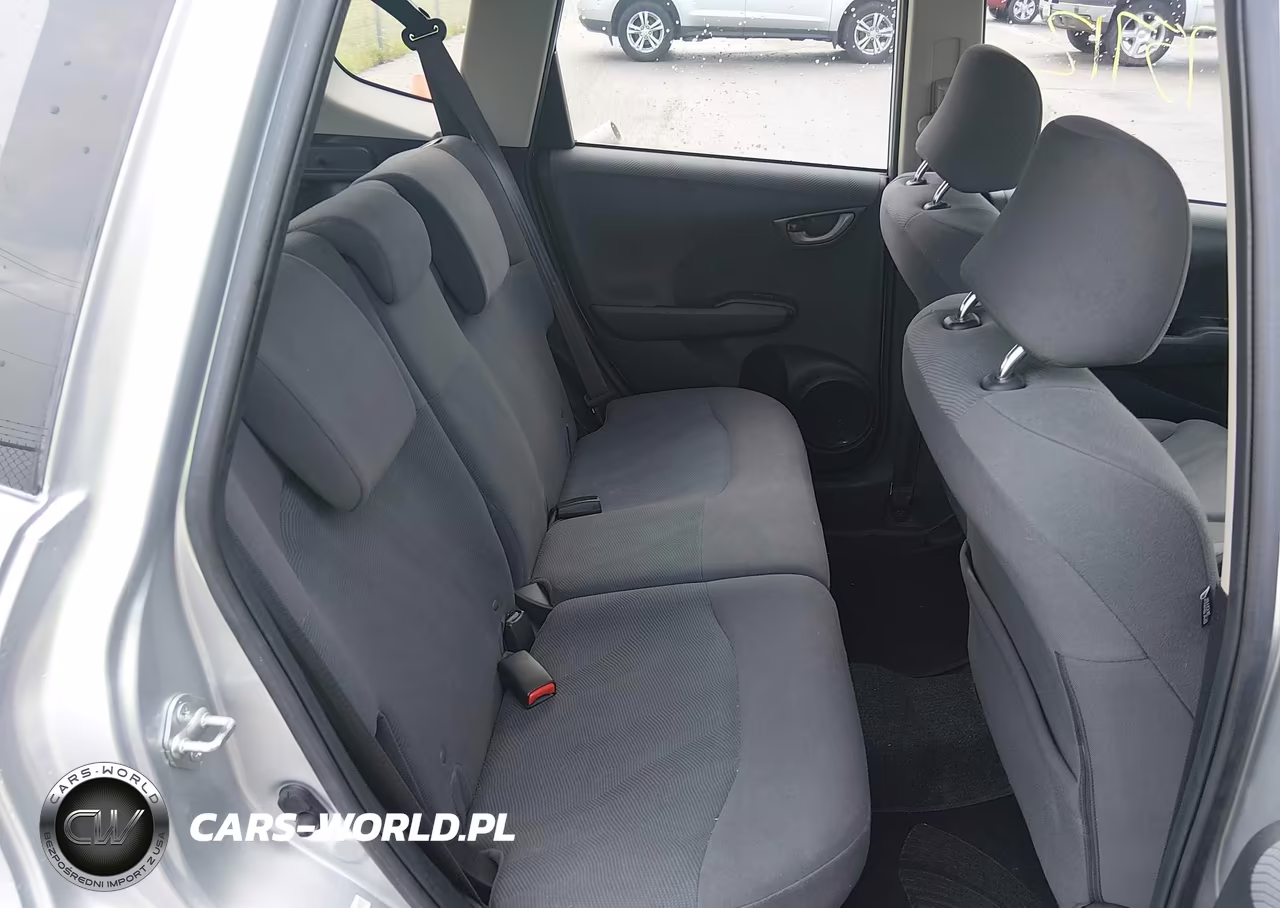 2013 Honda Fit VIN:JHMGE8G31DC017147 - 8