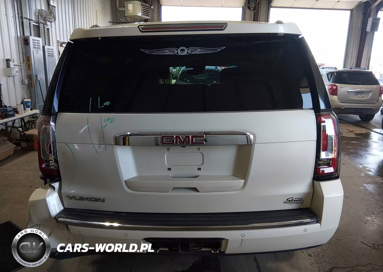 2015 GMC Yukon Denali VIN:1GKS2CKJ5FR510752 - 17