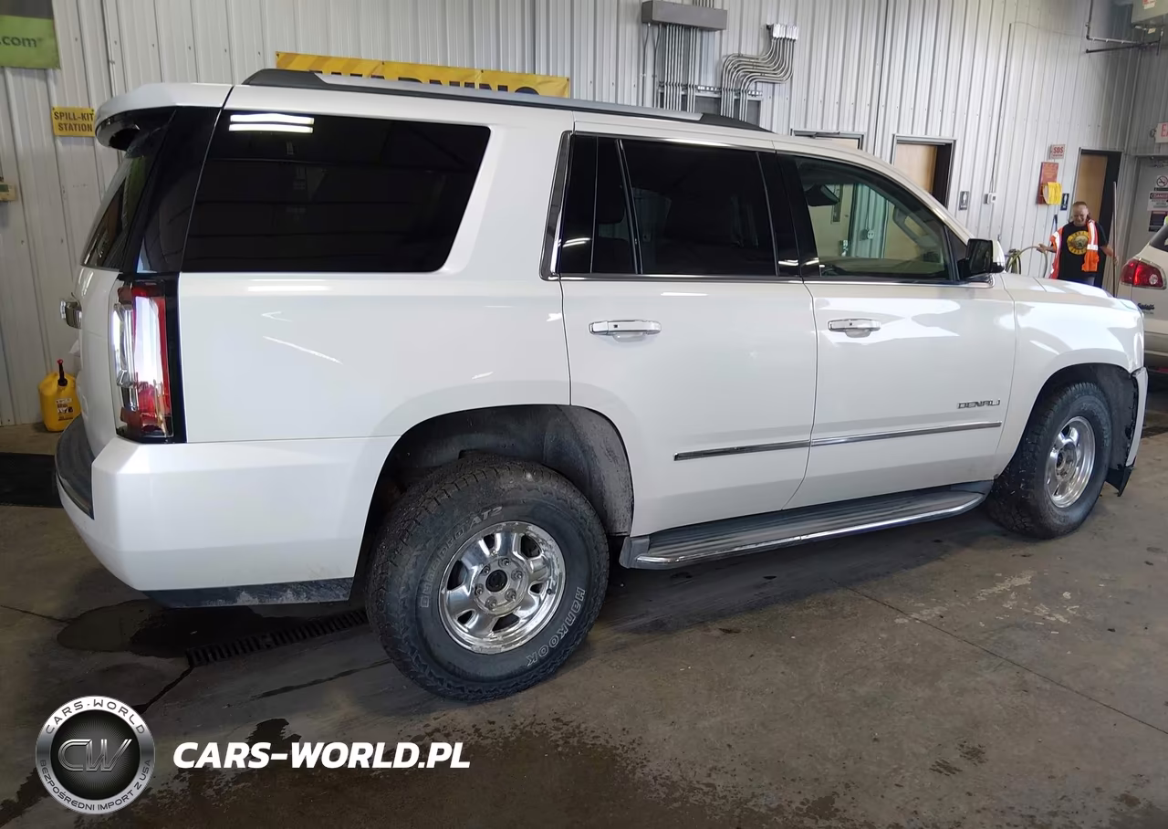2015 GMC Yukon Denali VIN:1GKS2CKJ5FR510752 - 4