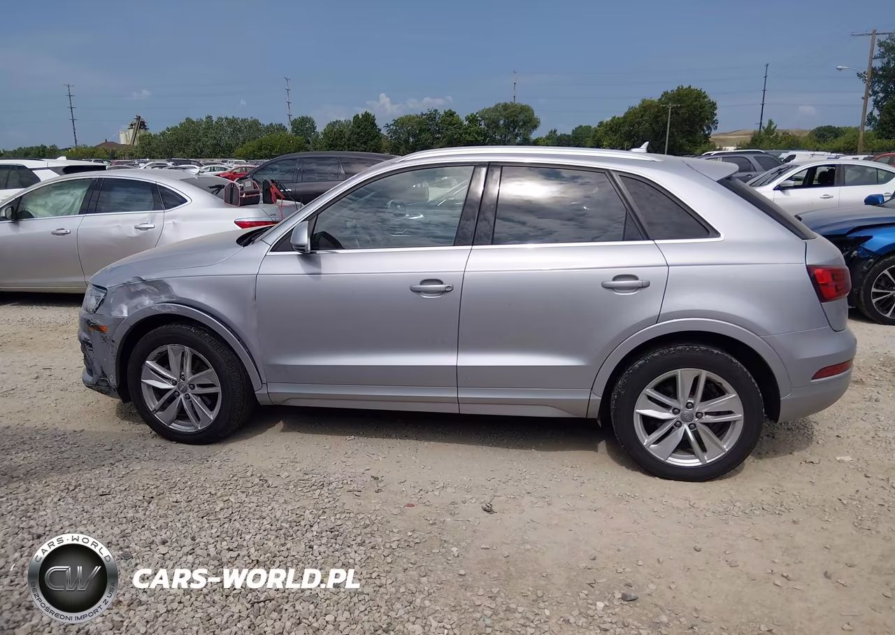 2016 Audi Q3 2.0T Premium Plus VIN:WA1EFCFS4GR017818 - 14