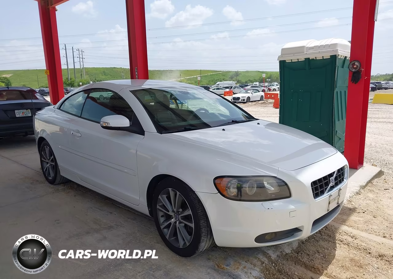 2010 Volvo C70 T5