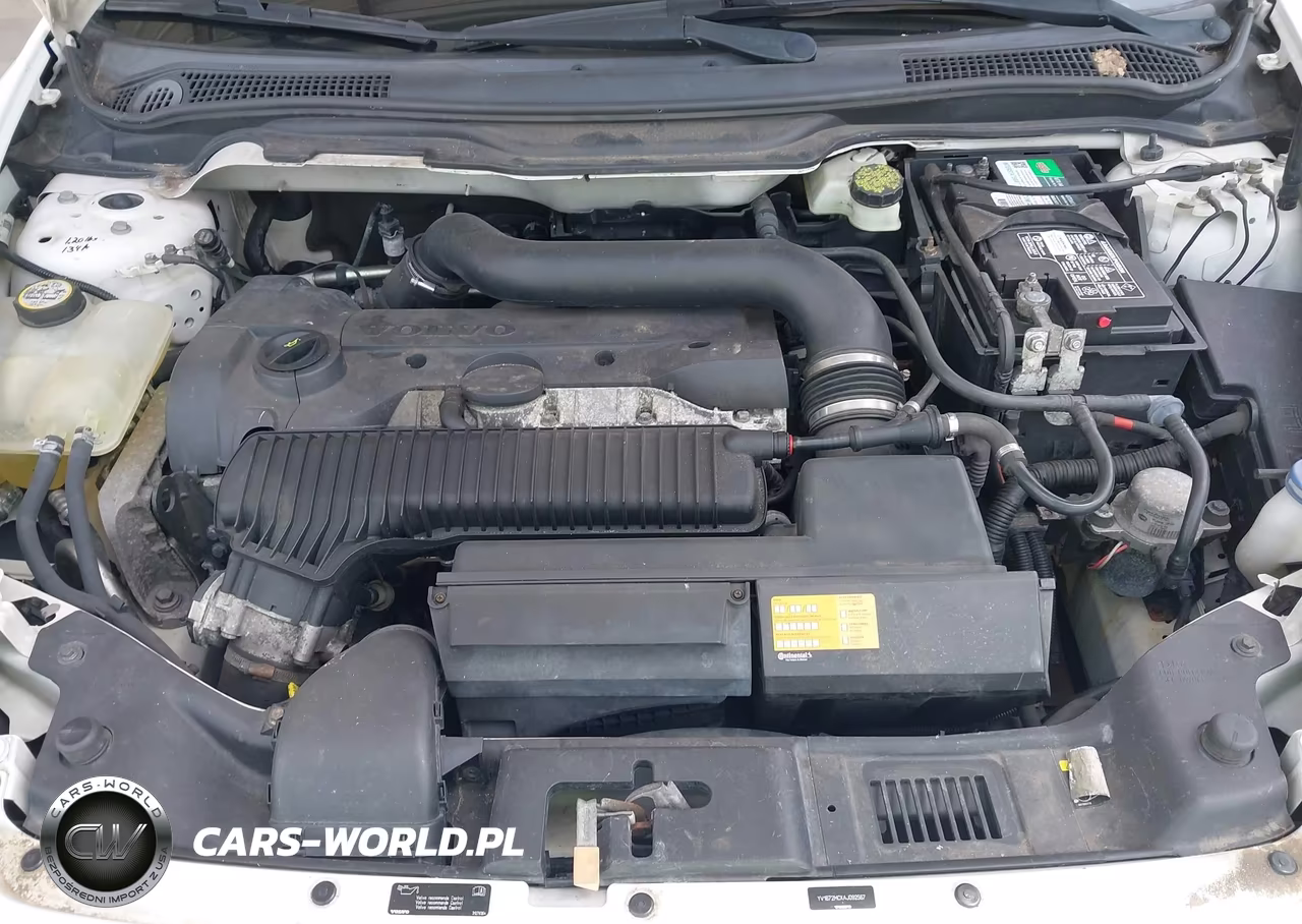 2010 Volvo C70 T5 VIN:YV1672MCXAJ092567 - 10