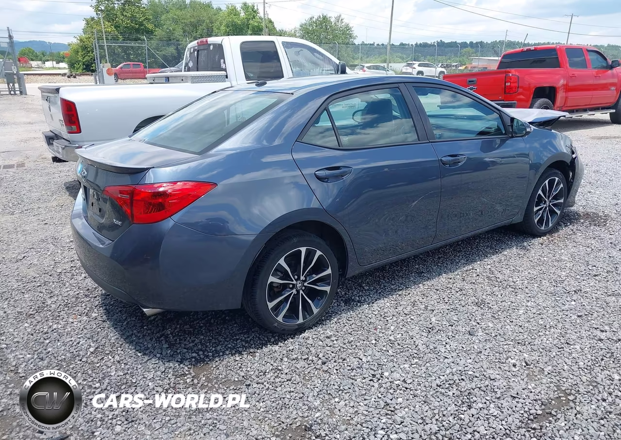 2017 Toyota Corolla Xse VIN:2T1BURHEXHC826955 - 4