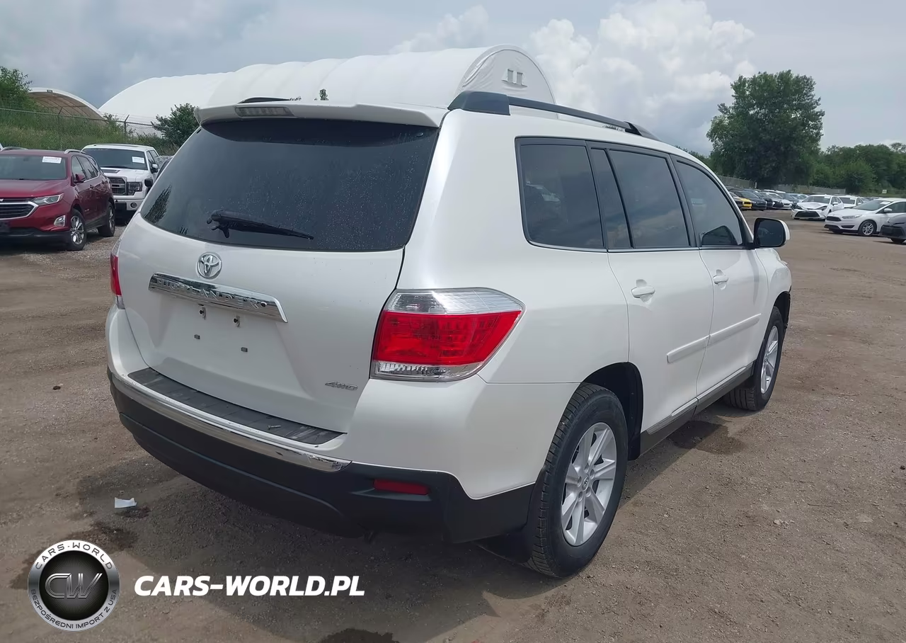 2013 Toyota Highlander Se V6 VIN:5TDBK3EH1DS253351 - 4