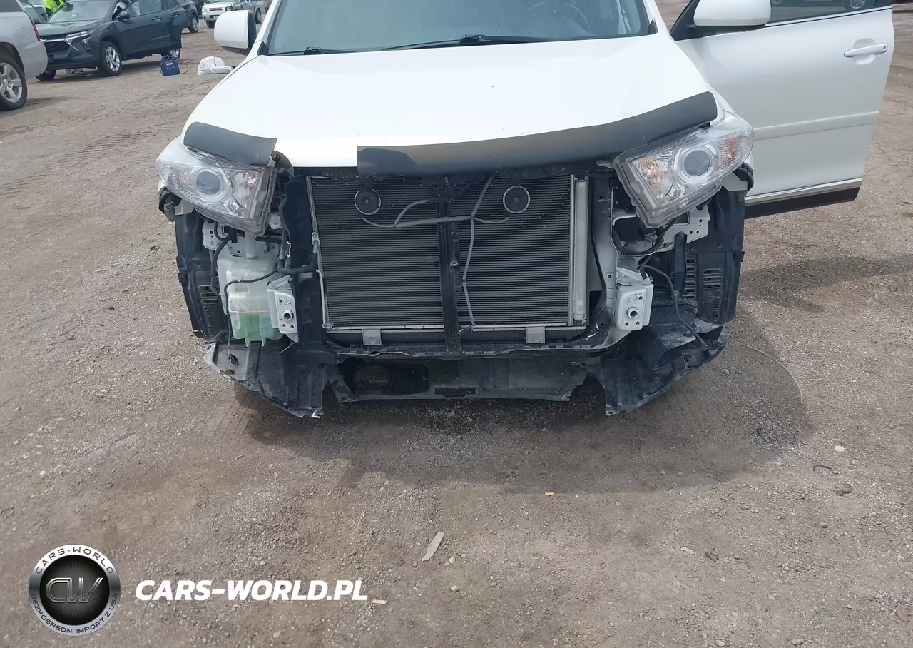 2013 Toyota Highlander Se V6 VIN:5TDBK3EH1DS253351 - 6