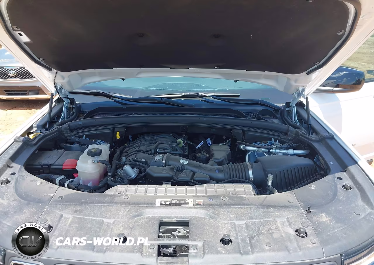 2025 Jeep Grand Cherokee L Laredo X 4X4 VIN:1C4RJKAG6S8666215 - 10