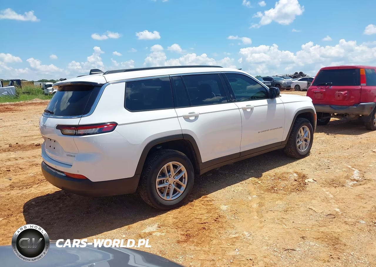 2025 Jeep Grand Cherokee L Laredo X 4X4 VIN:1C4RJKAG6S8666215 - 4