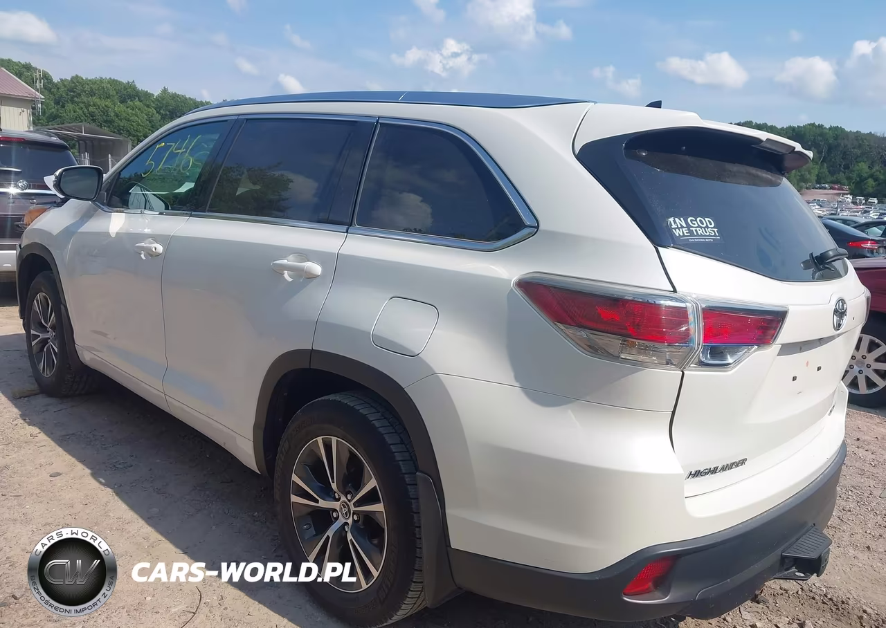 2016 Toyota Highlander Xle V6 VIN:5TDJKRFHXGS506734 - 3