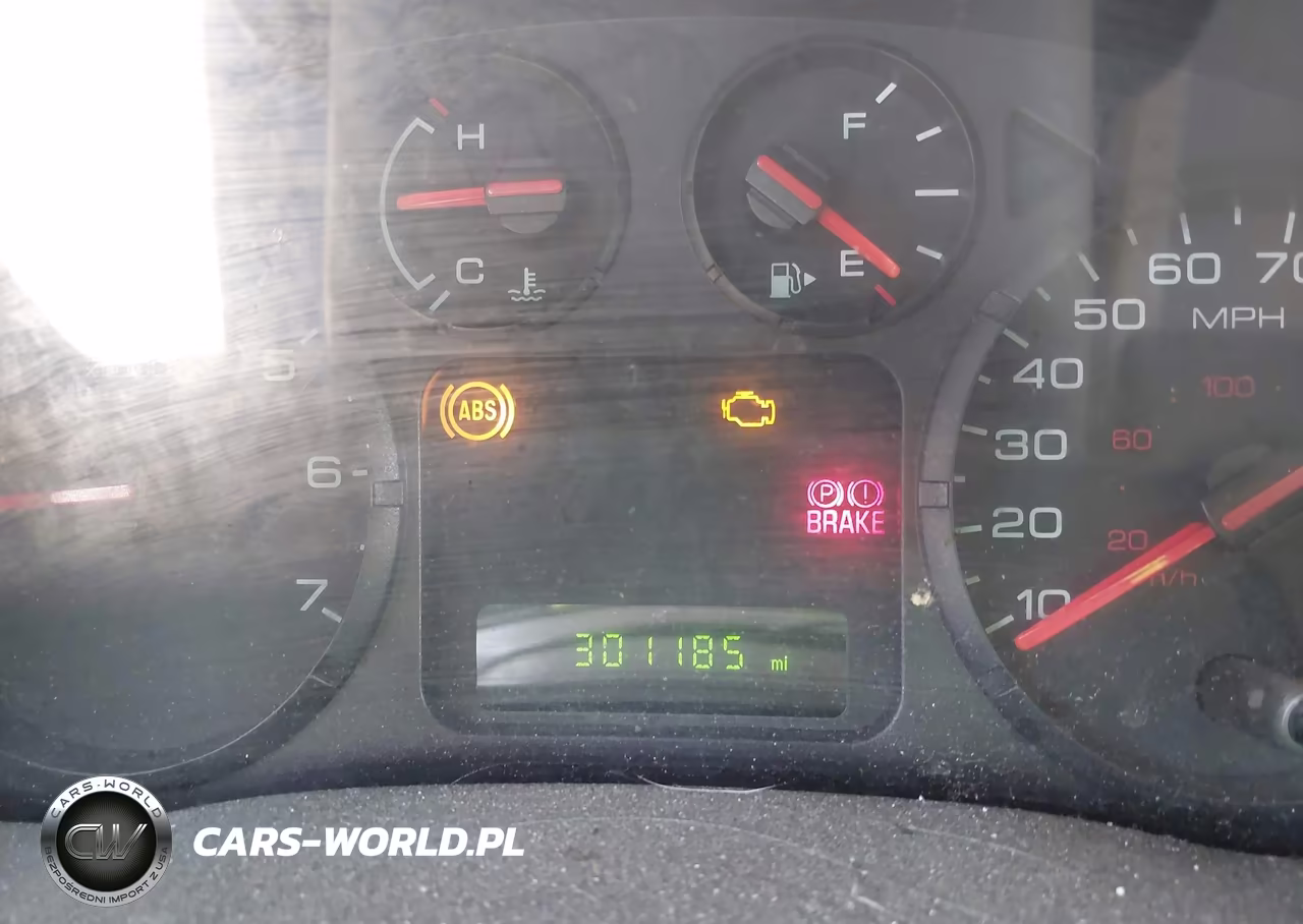 2005 Ford Freestyle Se VIN:1FMZK01115GA31552 - 15