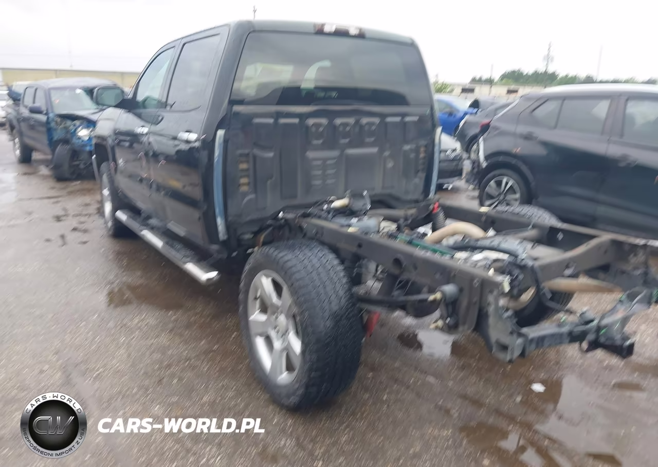 2018 Chevrolet Silverado 1500 1Lt VIN:3GCPCREC4JG493840 - 3