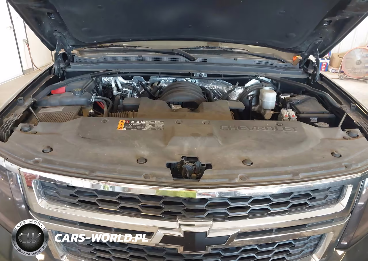 2017 Chevrolet Suburban Lt VIN:1GNSKHKC8HR365503 - 10