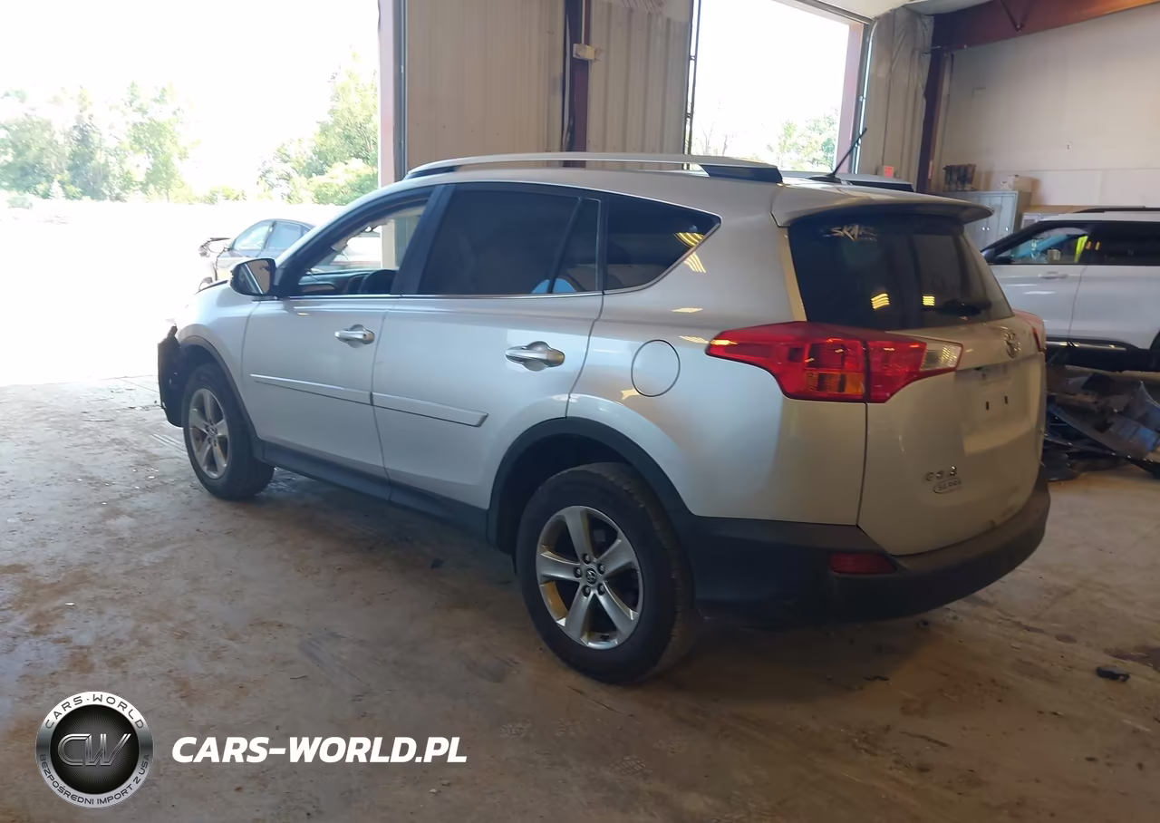 2015 Toyota Rav4 Xle VIN:JTMRFREV0FD173985 - 3