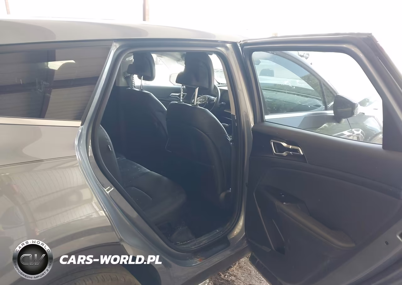 2025 Kia Sportage Ex VIN:5XYK33DF2SG279173 - 8