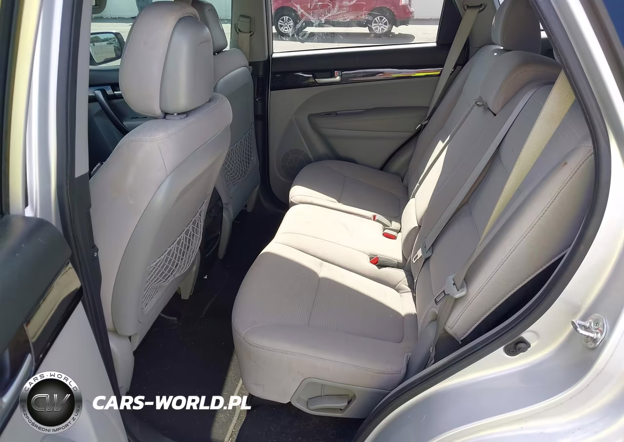 2014 Kia Sorento Lx VIN:5XYKT3A68EG477264 - 8