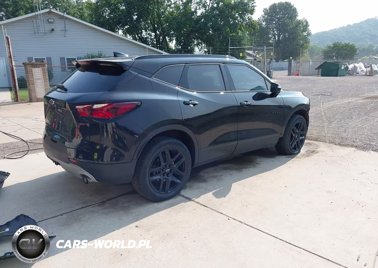 2019 Chevrolet Blazer VIN:3GNKBGRS4KS703085 - 4