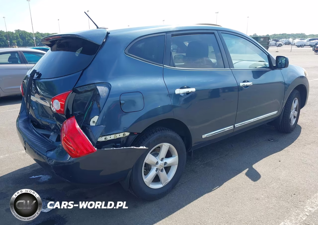 2013 Nissan Rogue S VIN:JN8AS5MV4DW642441 - 4