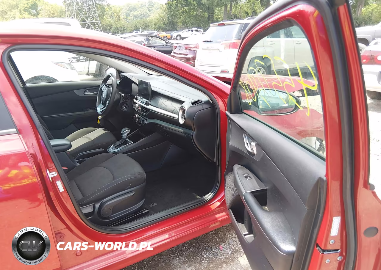 2021 Kia Forte Lxs VIN:3KPF24AD4ME351701 - 5