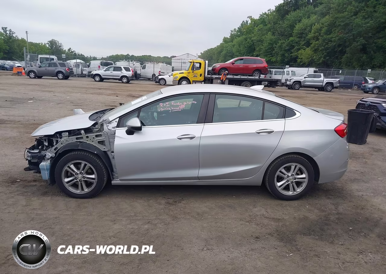 2018 Chevrolet Cruze Lt Auto VIN:1G1BE5SMXJ7131607 - 15