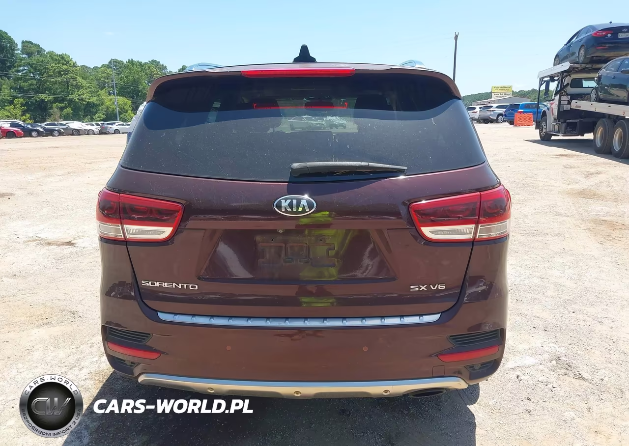 2016 Kia Sorento 3.3L Sx VIN:5XYPK4A52GG120249 - 16