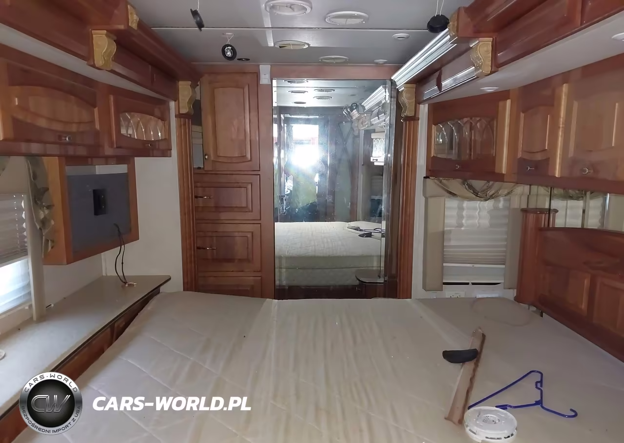 2005 Spartan Motors Motorhome 4Vz VIN:4VZAT1C965C049588 - 14