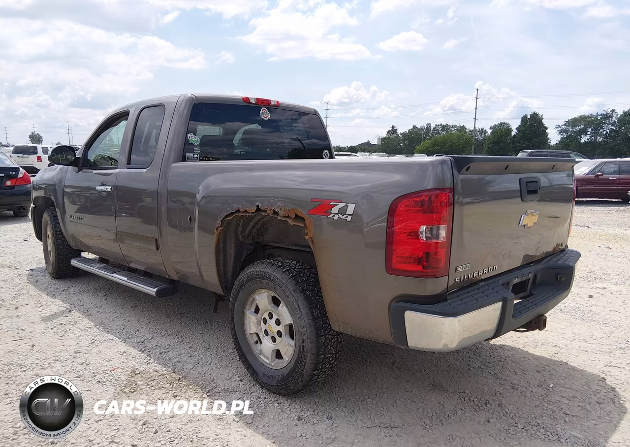 2011 Chevrolet Silverado 1500 Lt VIN:1GCRKSE3XBZ340819 - 3
