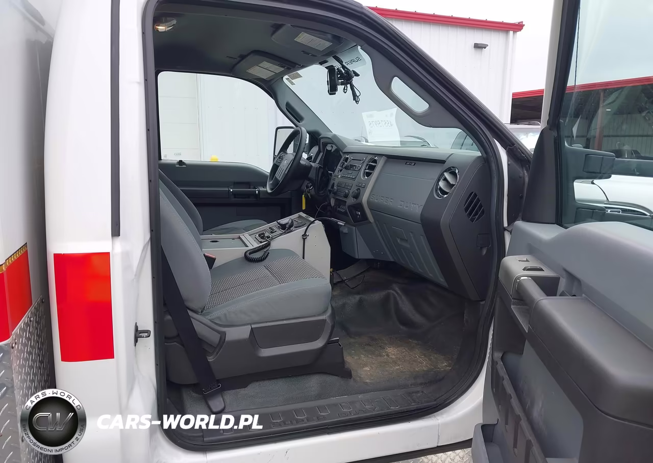 2016 Ford F-450 Chassis Xlt VIN:1FDUF4GT2GEA60362 - 5
