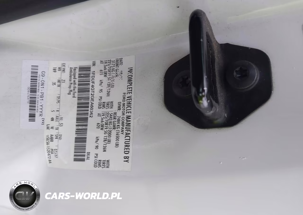 2016 Ford F-450 Chassis Xlt VIN:1FDUF4GT2GEA60362 - 9