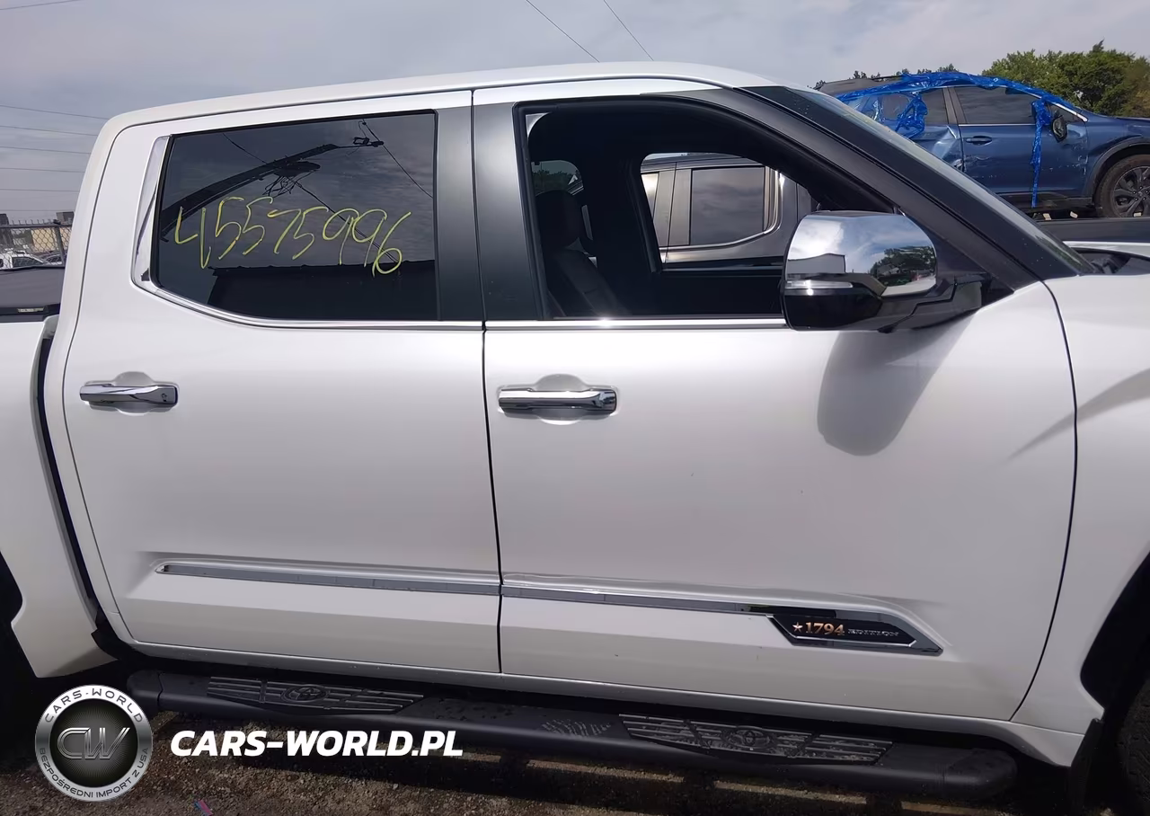 2025 Toyota Tundra 1794 Edition VIN:5TFMA5DB1SX319747 - 13