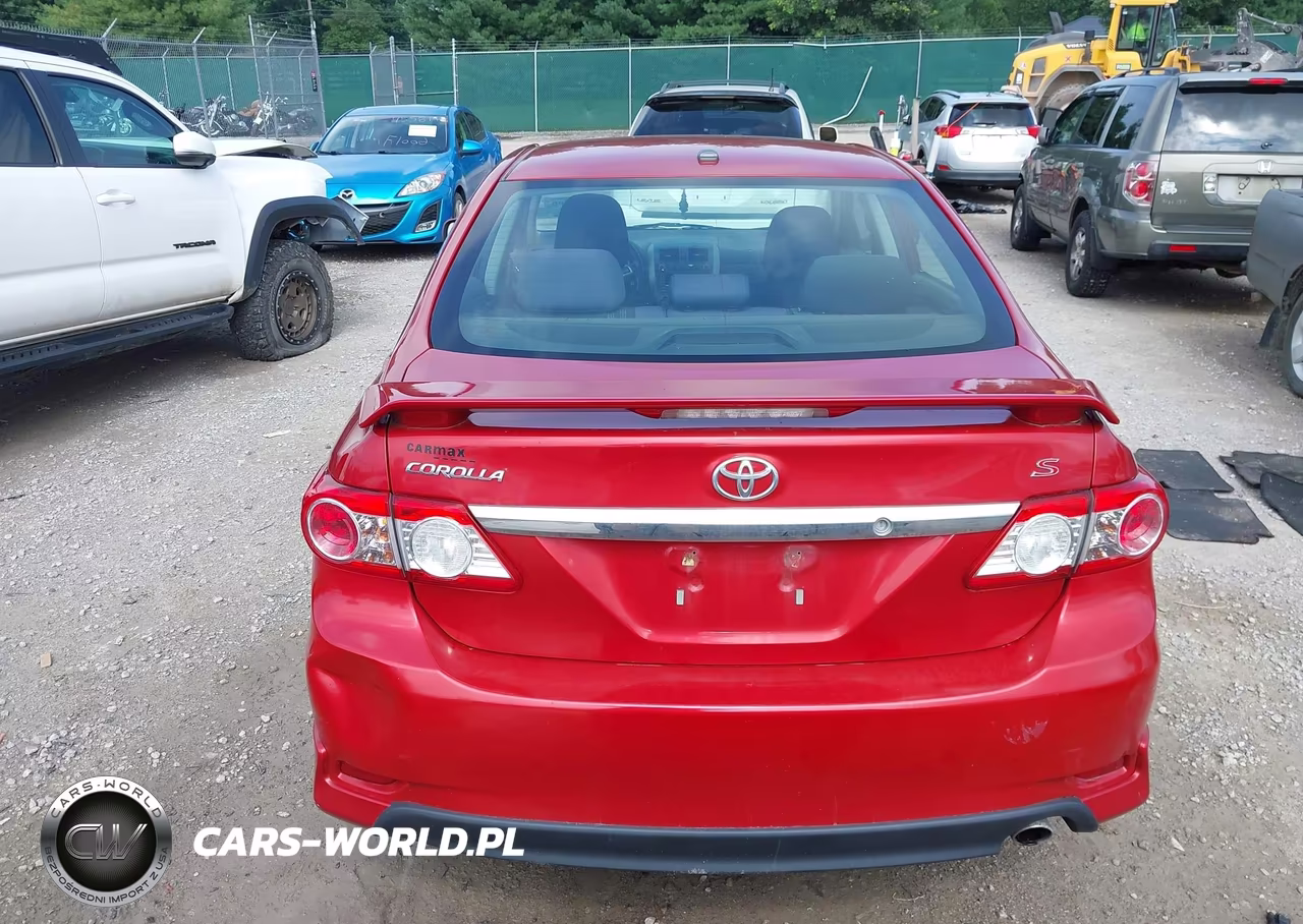 2011 Toyota Corolla S VIN:2T1BU4EE9BC711102 - 17