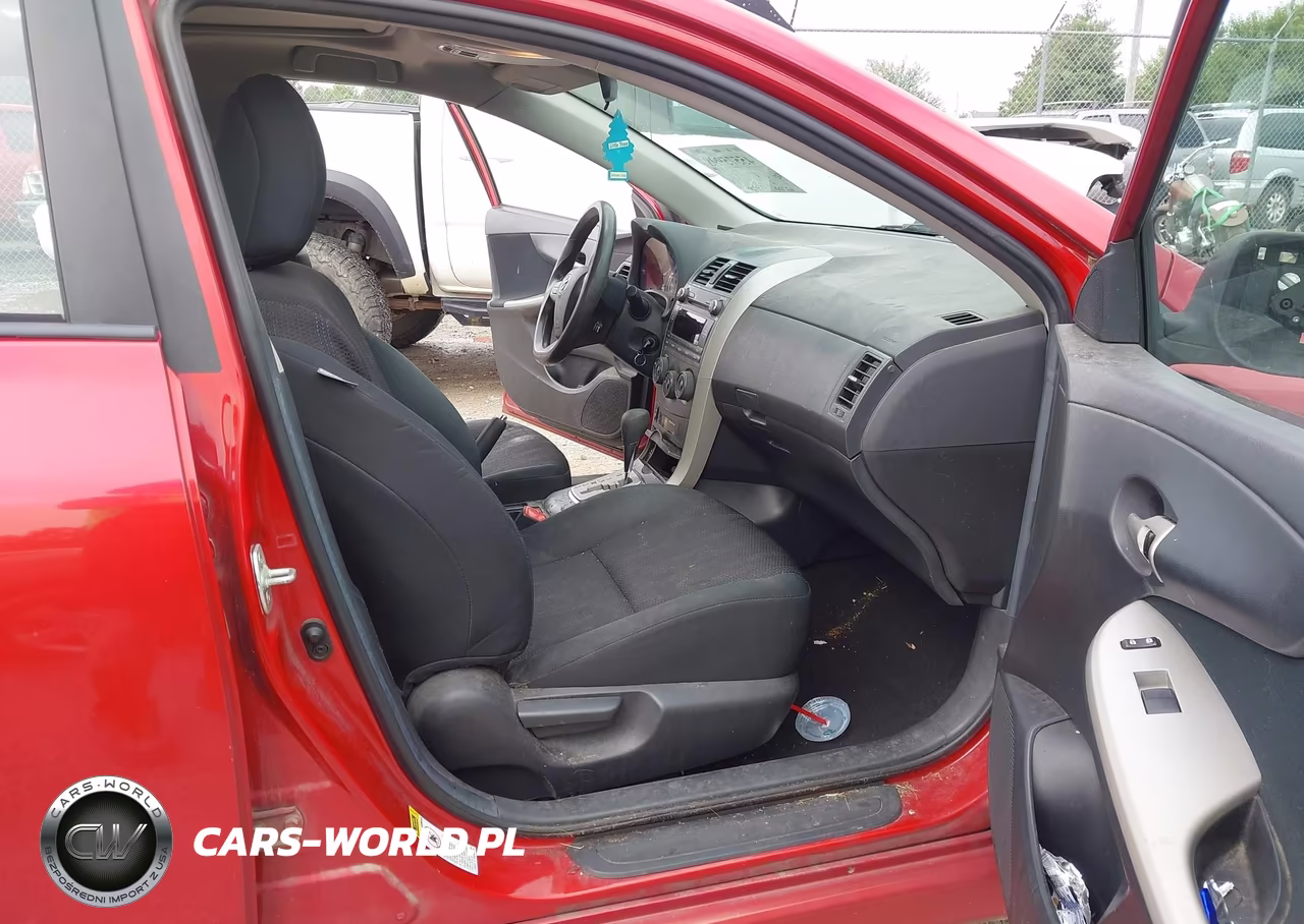 2011 Toyota Corolla S VIN:2T1BU4EE9BC711102 - 5
