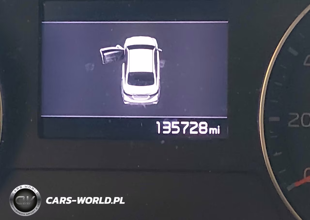 2019 Kia Forte Lxs VIN:3KPF24AD5KE065305 - 16