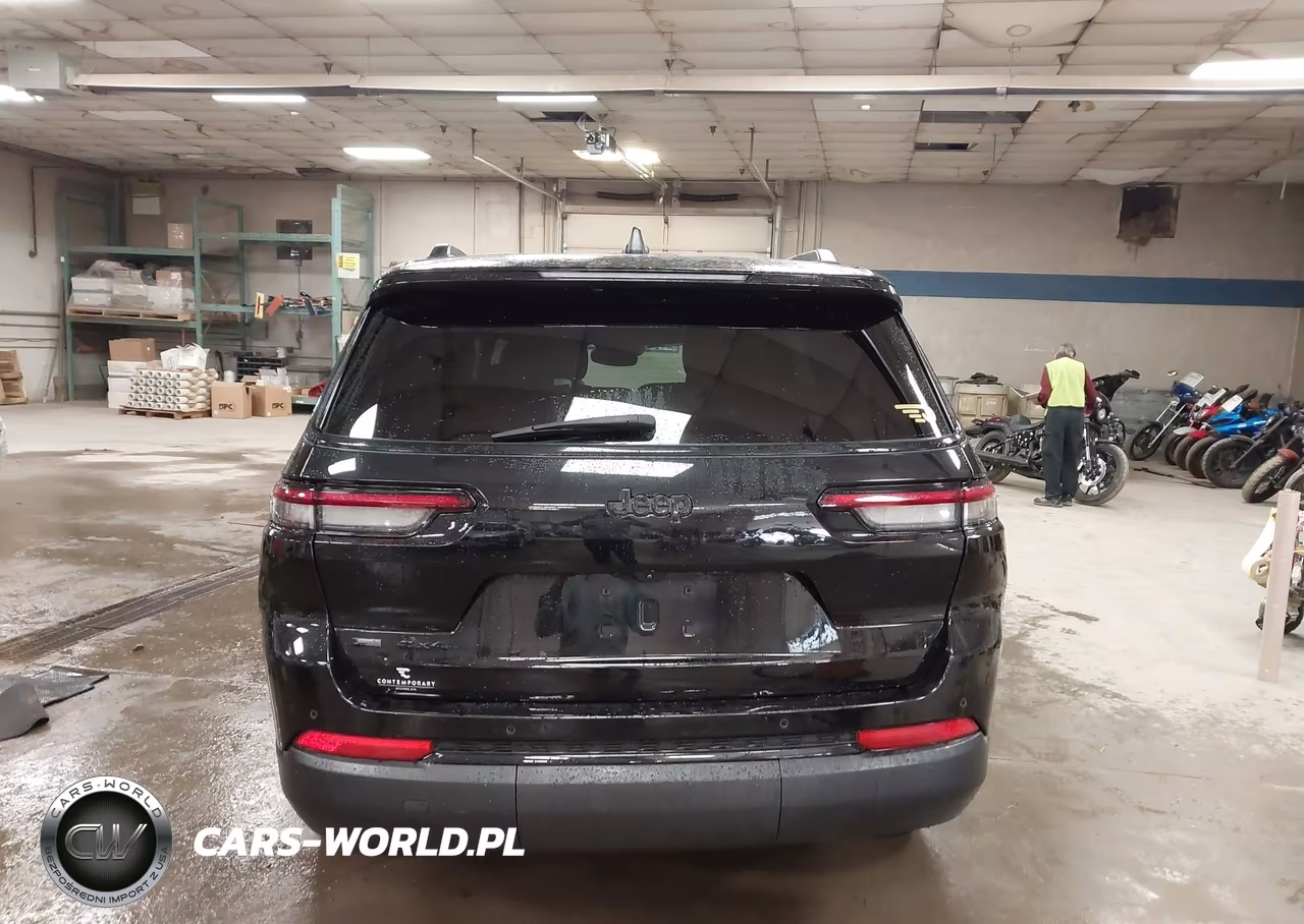 2022 Jeep Grand Cherokee L Altitude 4X4 VIN:1C4RJKAGXN8554246 - 16