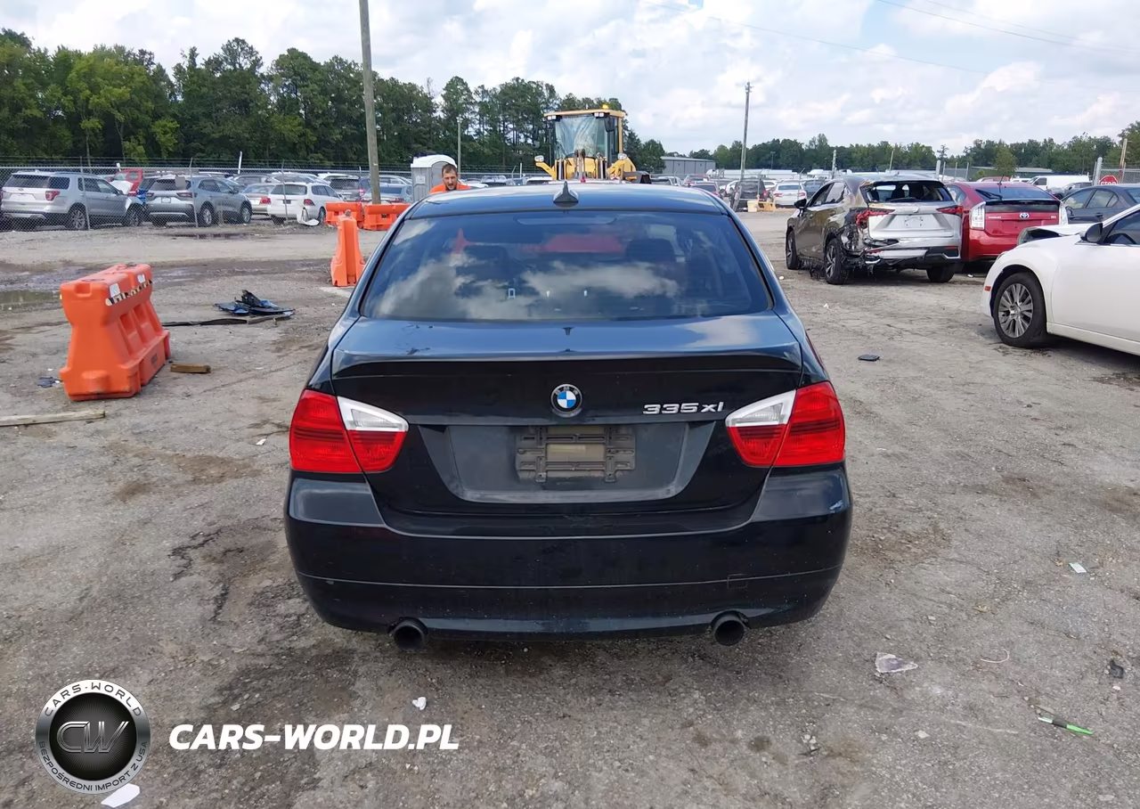 2008 BMW 335Xi VIN:WBAVD53528A284555 - 16