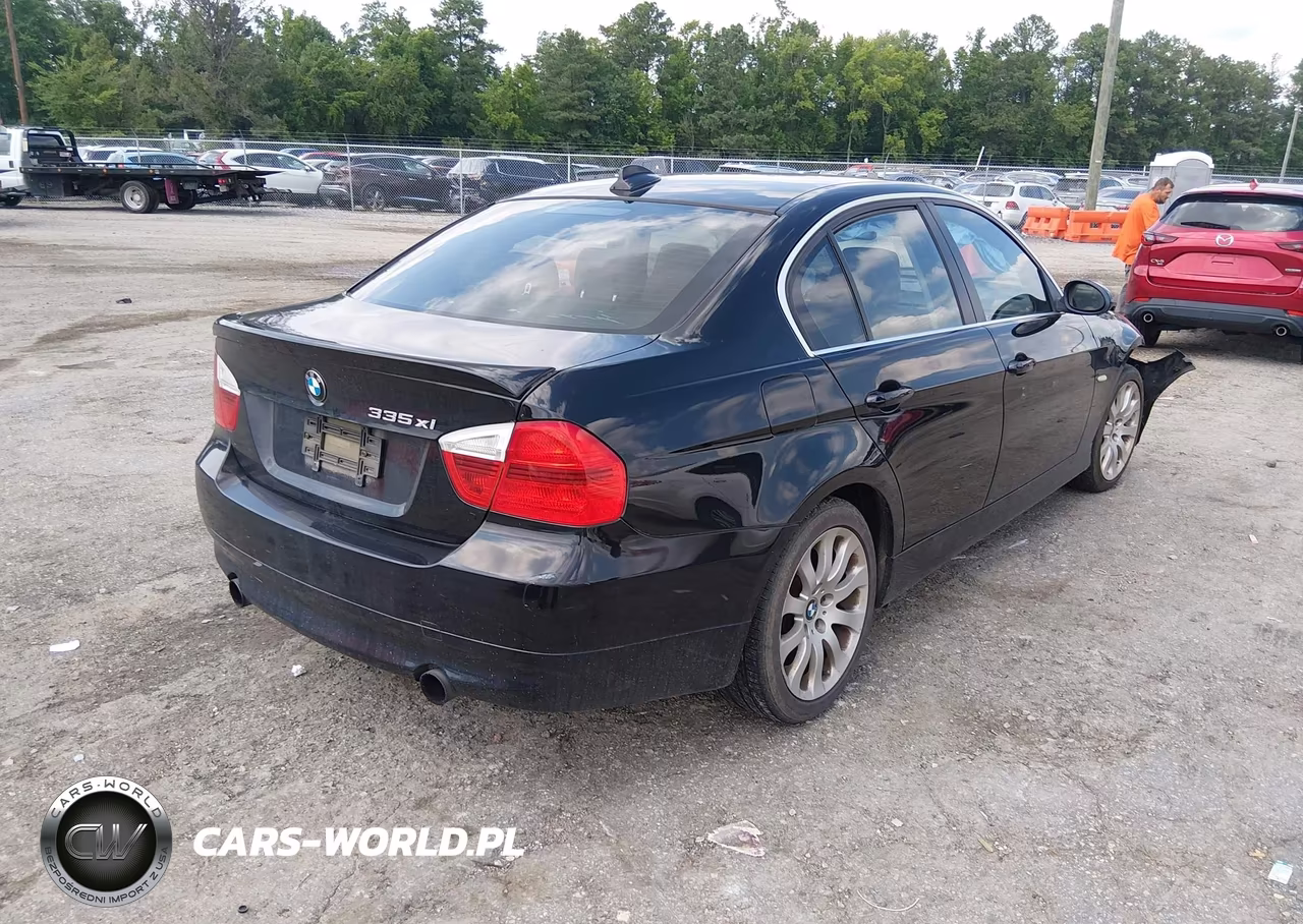 2008 BMW 335Xi VIN:WBAVD53528A284555 - 4