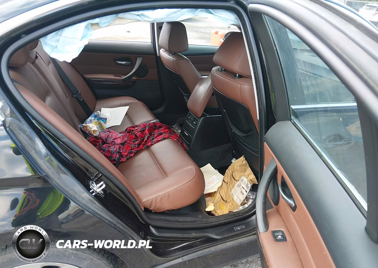 2008 BMW 335Xi VIN:WBAVD53528A284555 - 8