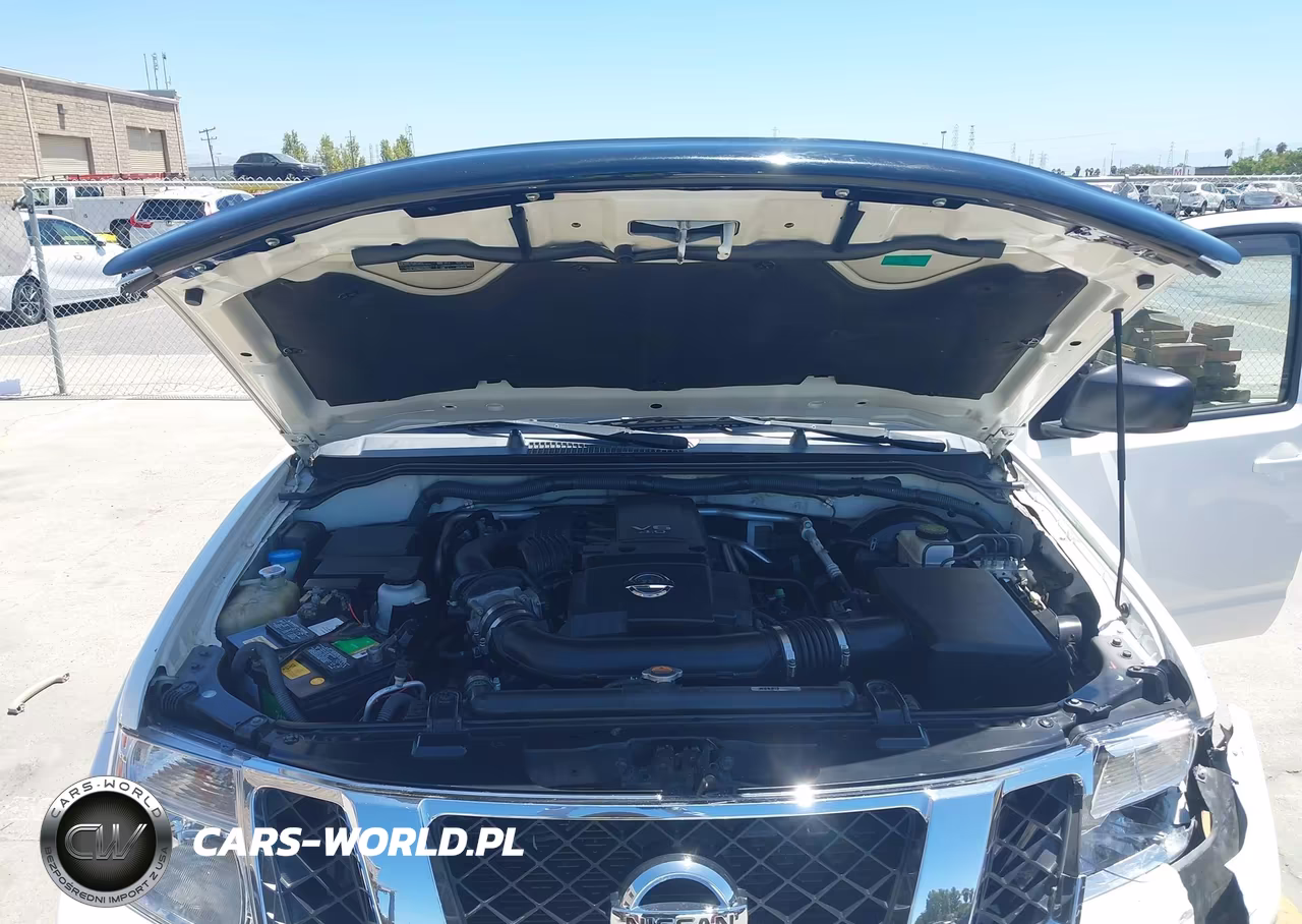 2012 Nissan Pathfinder S VIN:5N1AR1NN7CC616183 - 10