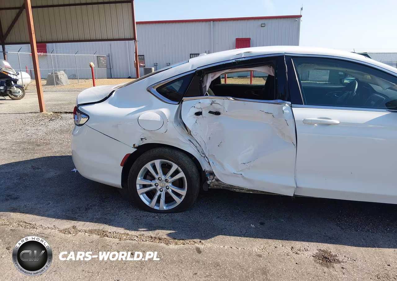 2015 Chrysler 200 Limited VIN:1C3CCCAB3FN723931 - 6