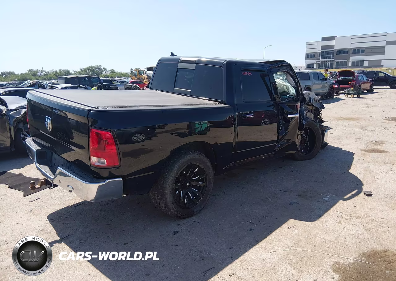 2014 Ram 1500 Big Horn VIN:1C6RR7LT1ES256405 - 4