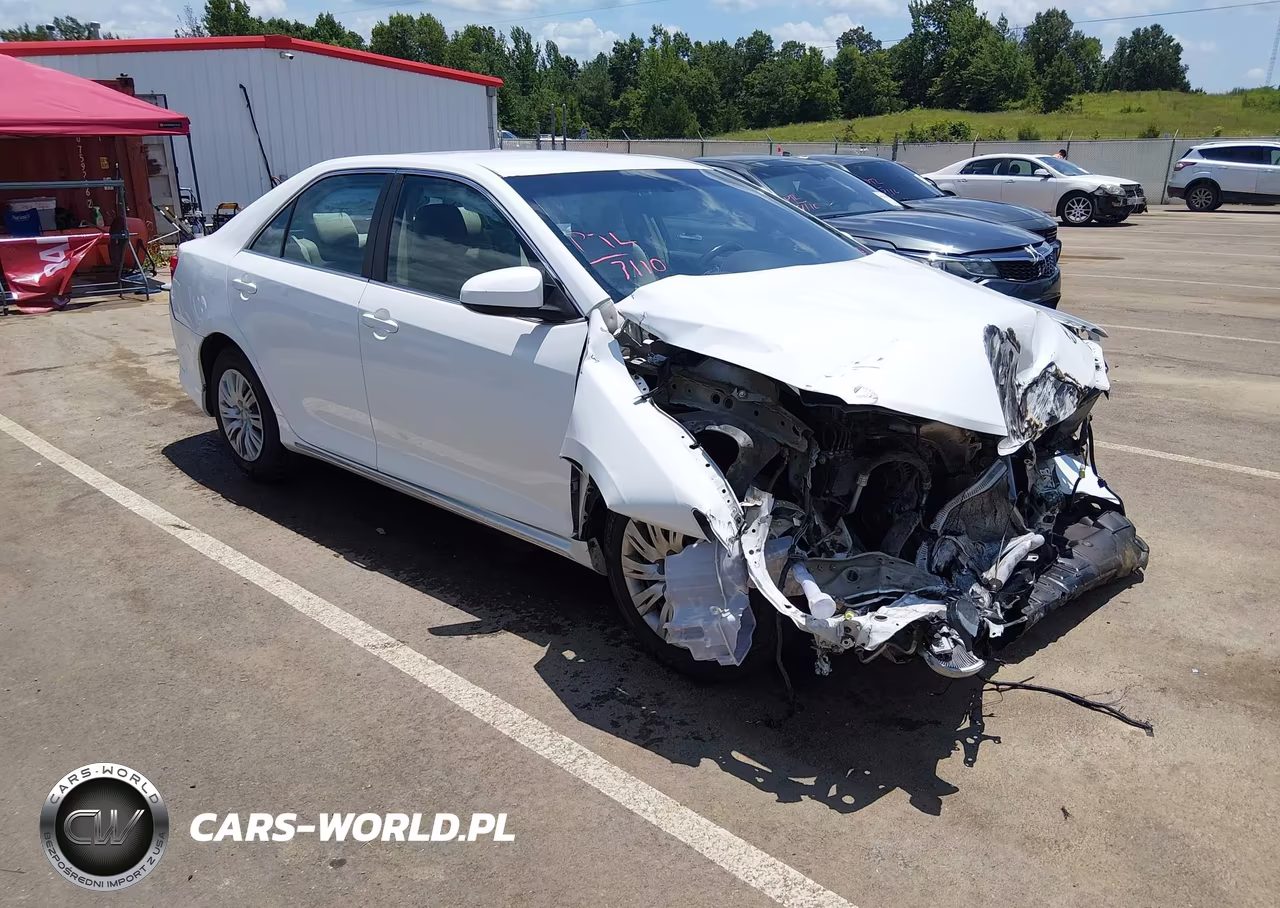 2014 Toyota Camry Le
