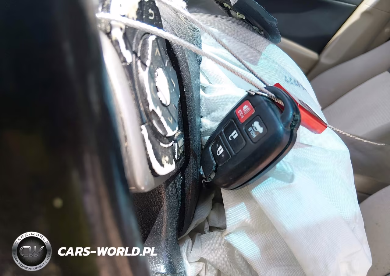2014 Toyota Camry Le VIN:4T4BF1FK4ER388759 - 11